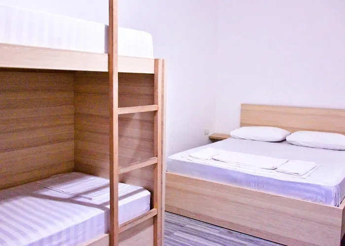 Kristi's Vakantiehuis Golem (Tirana)